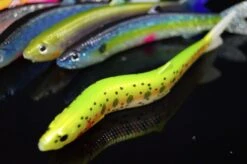 Rhino 15g 135mm Soft-Finny Black Devil Fish Smell -Shimano-winkel 3341 D5 scaled 1