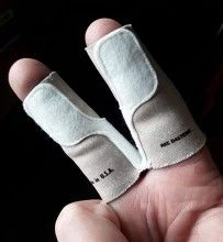 Stripee Finger Guard